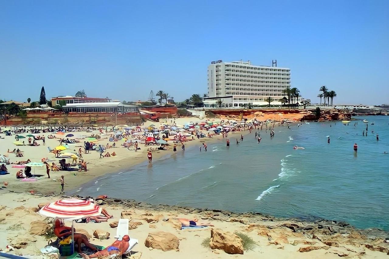 Apartment On The Plaza Alicante Exterior foto