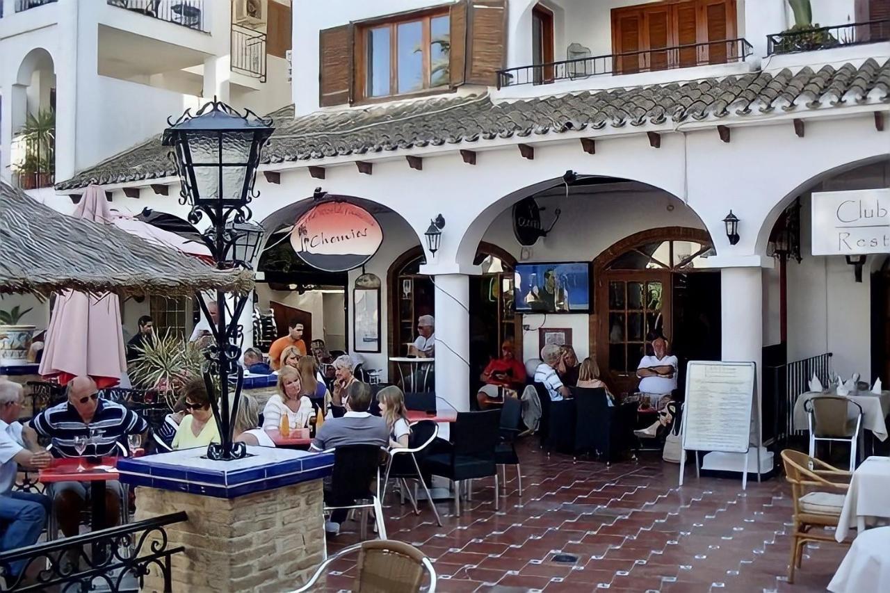 Apartment On The Plaza Alicante Exterior foto